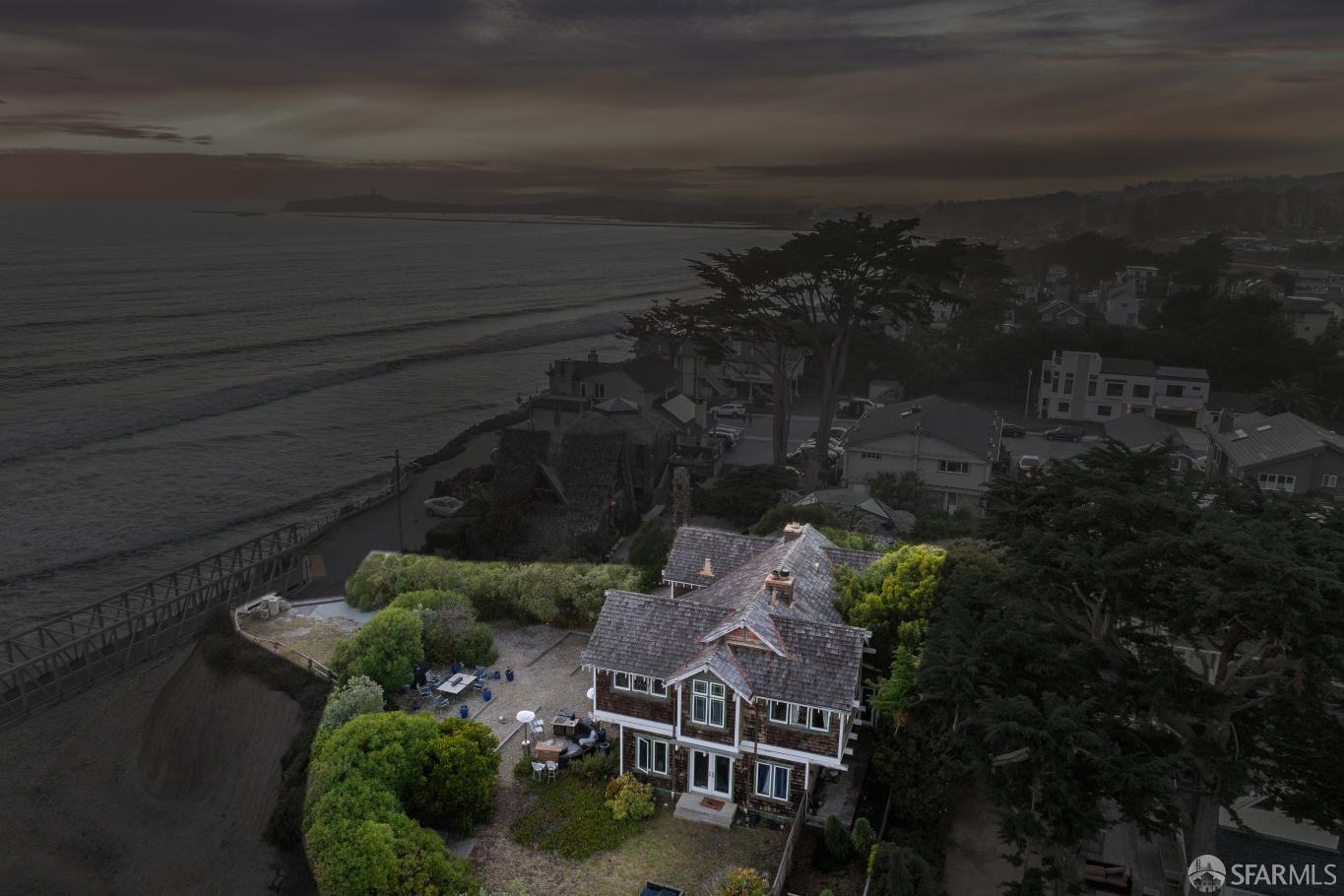 445 Mirada Road Half Moon Bay, CA 94019 - Photo 6 of 17