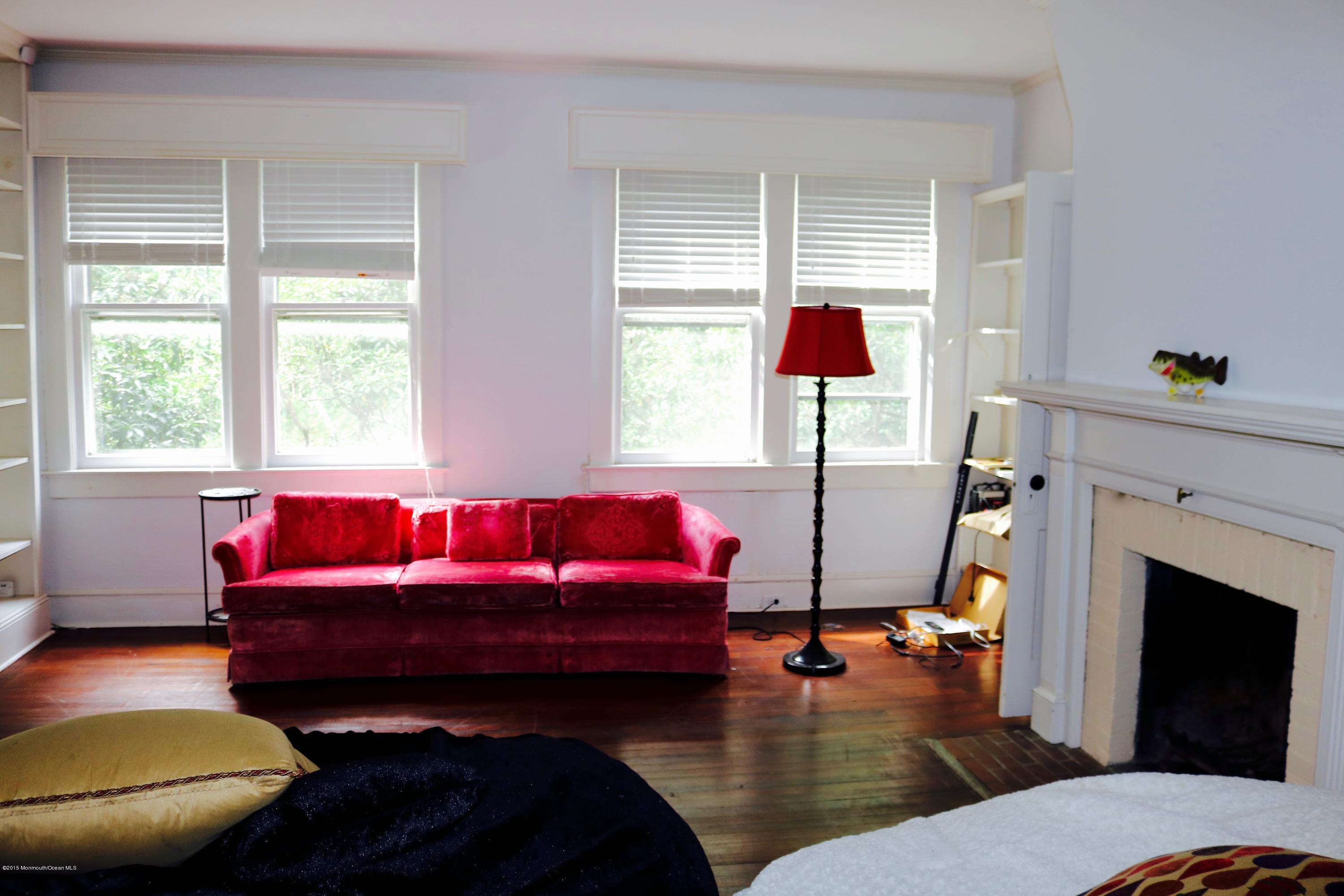 440 Locust Point Road Rumson, NJ 07760 - Photo 5 of 6 Living Room