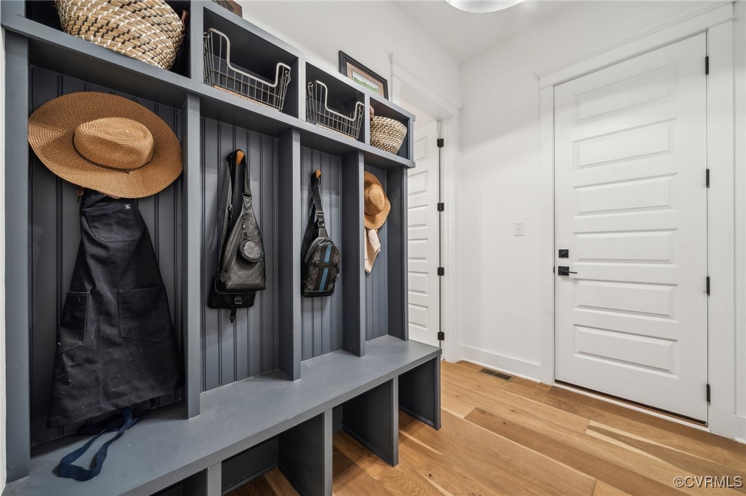 6701 Ruby Hill Road Moseley, VA 23120 - Photo 25 of 50 Mud room with built in bench seat and storage abov