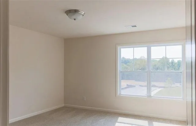 a view of empty room with window