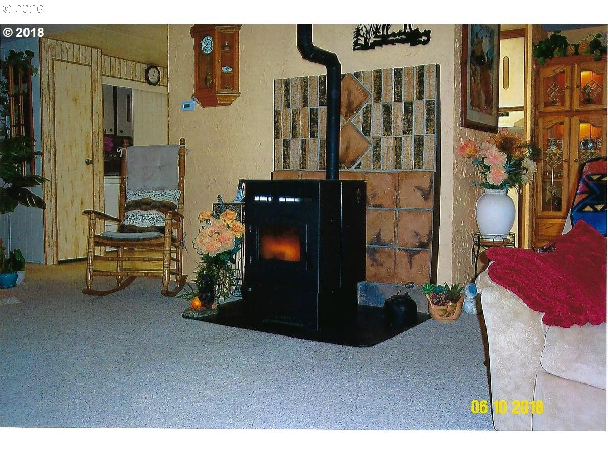 59099 Upper Imnaha Road Imnaha, OR 97842 - Photo 8 of 18 a view of living room with furniture