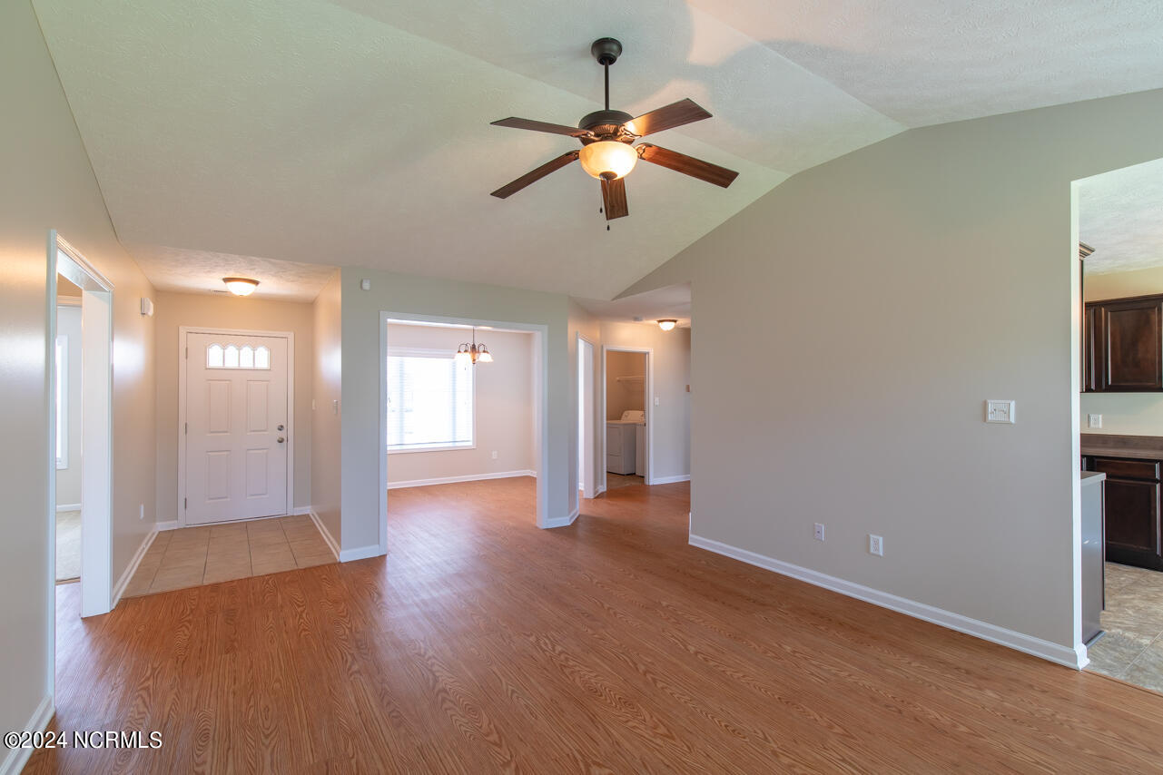 220 Merin Height Road Jacksonville, NC 28546 - Photo 3 of 18