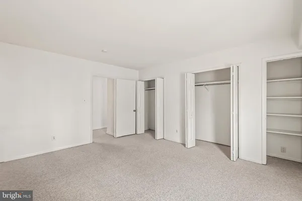 $1,695 | 3945 Lyndhurst Drive, Unit 303, Fairfax, VA 22031