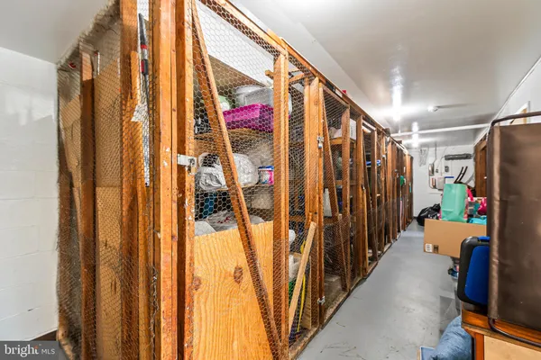 $1,695 | 3945 Lyndhurst Drive, Unit 303, Fairfax, VA 22031