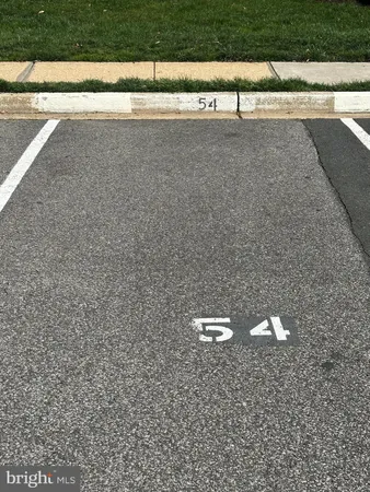 $1,695 | 3945 Lyndhurst Drive, Unit 303, Fairfax, VA 22031