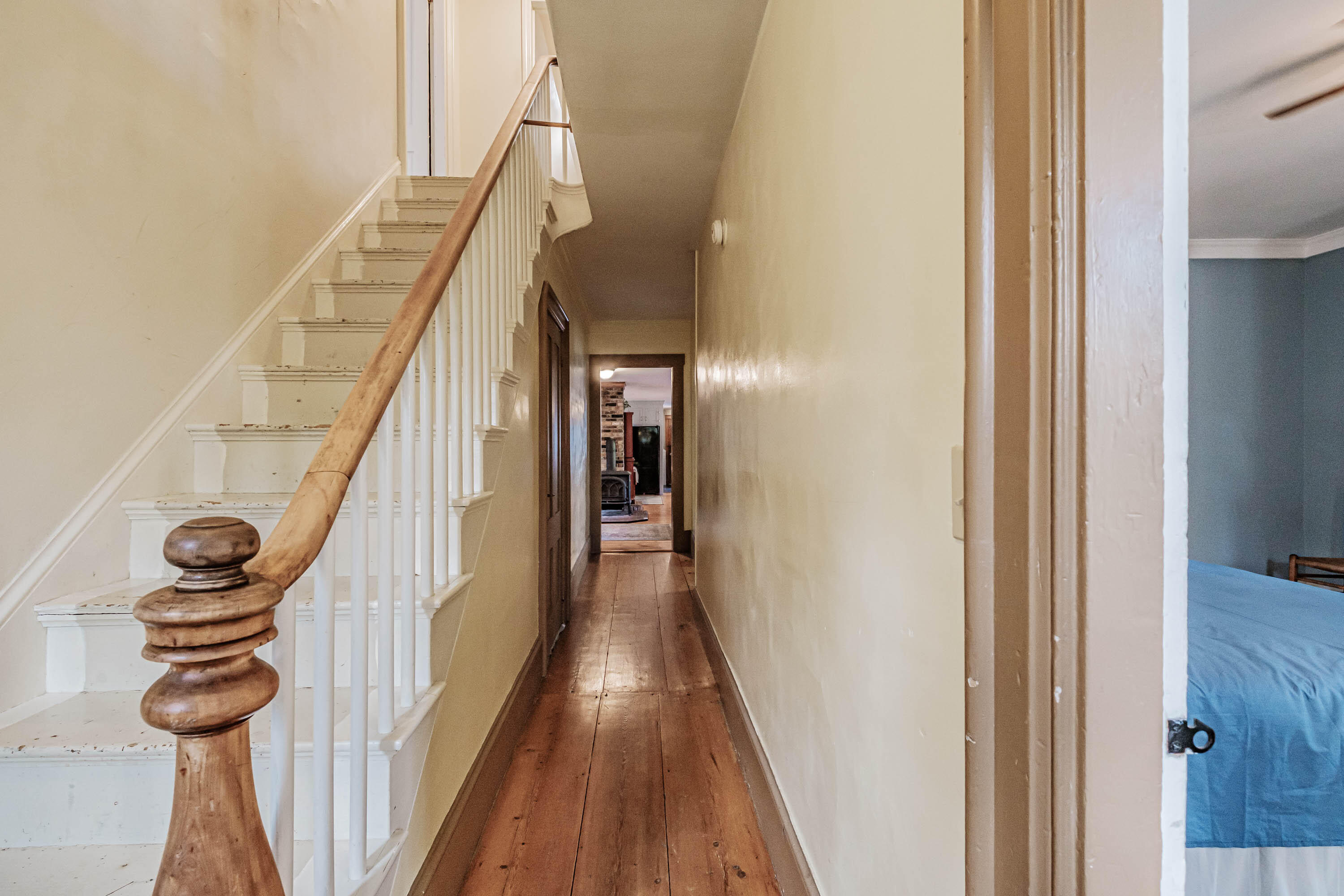 44 Carsley Road Harrison, ME 04040 - Photo 53 of 78 Front Hall