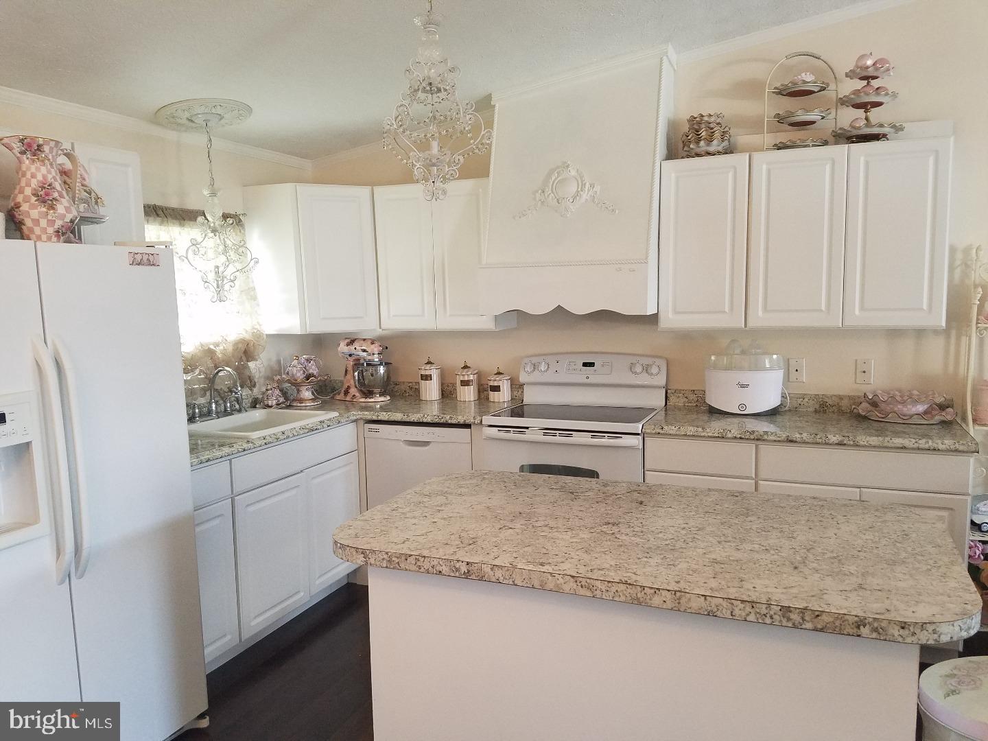 408 Oceanwind Road Bear, DE 19701 - Photo 4 of 14 Kitchen