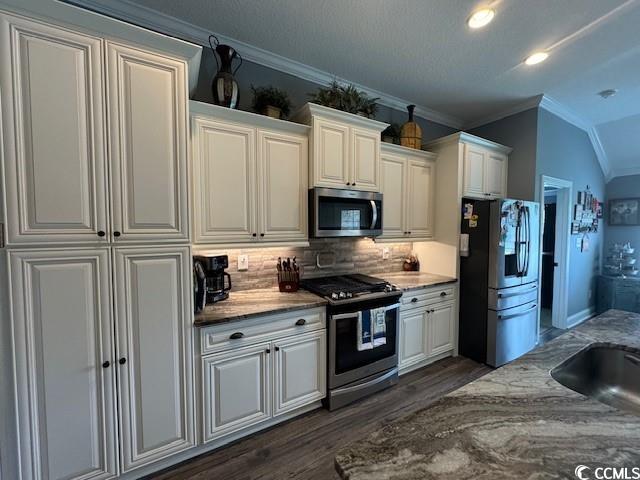 1896 Bud Graham Road Galivants Ferry, SC 29544 - Photo 4 of 36 Kitchen featuring decorative backsplash, appliance
