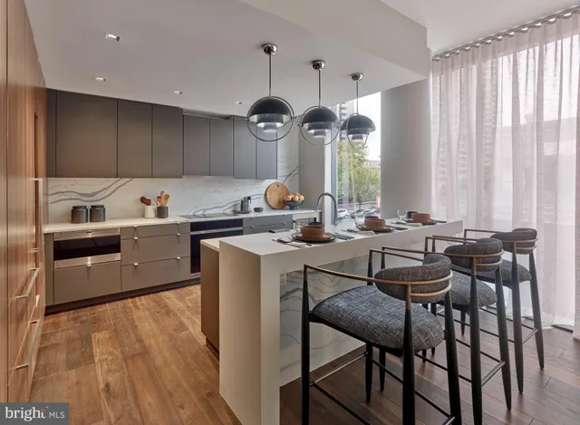 $1,690,000 | 2100 Hamilton Street, Unit 2C, Philadelphia, PA 19130