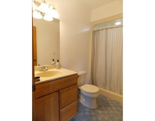 131 Houghton Road Princeton, MA 01541 - Photo 17 of 36 Gallery Image 17
