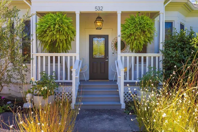 $1,497,000 | 532 Matheson Street, Healdsburg, CA 95448