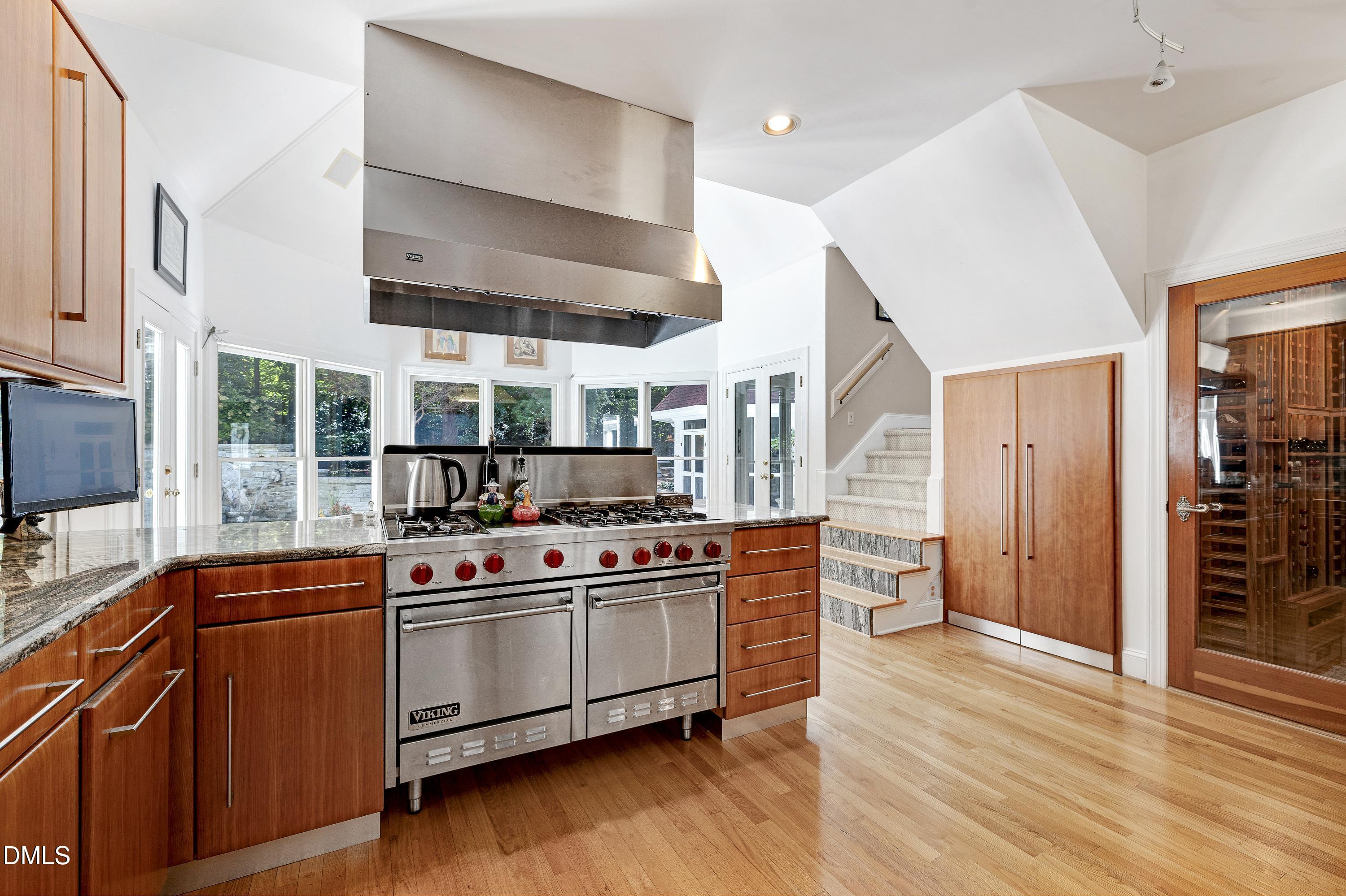 109 Charlemagne Court Cary, NC 27511 - Photo 15 of 41 Scene-24