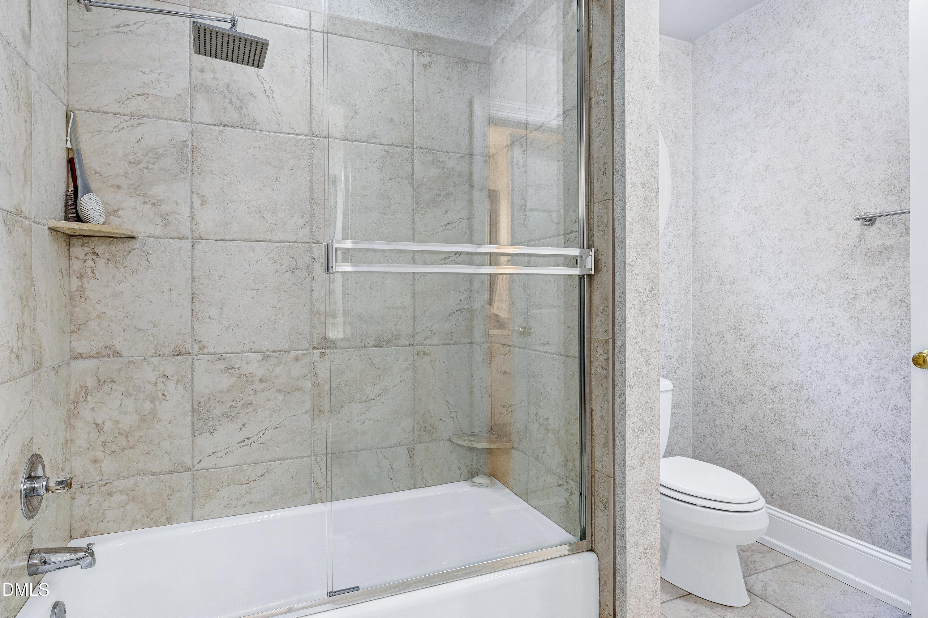 109 Charlemagne Court Cary, NC 27511 - Photo 29 of 41 Scene-47