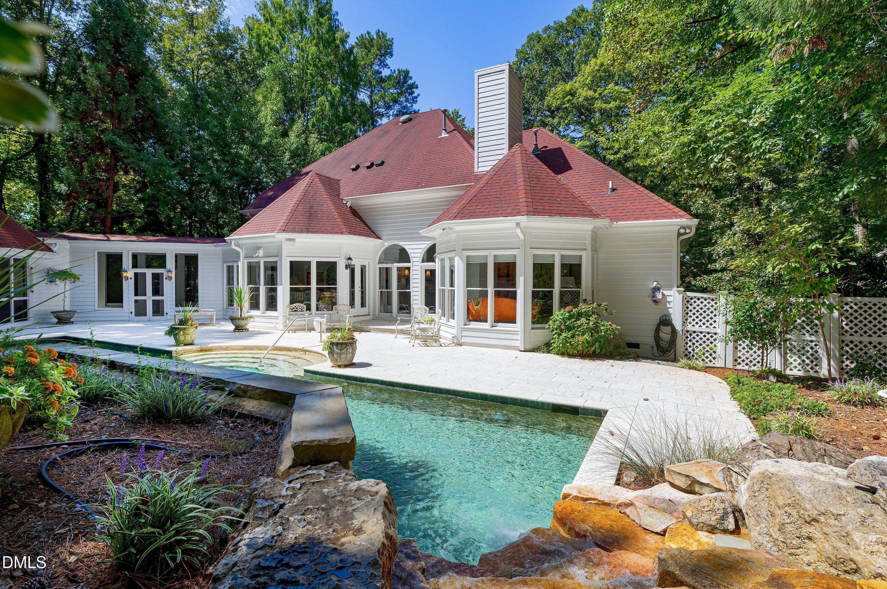 109 Charlemagne Court Cary, NC 27511 - Photo 37 of 41 Scene-68