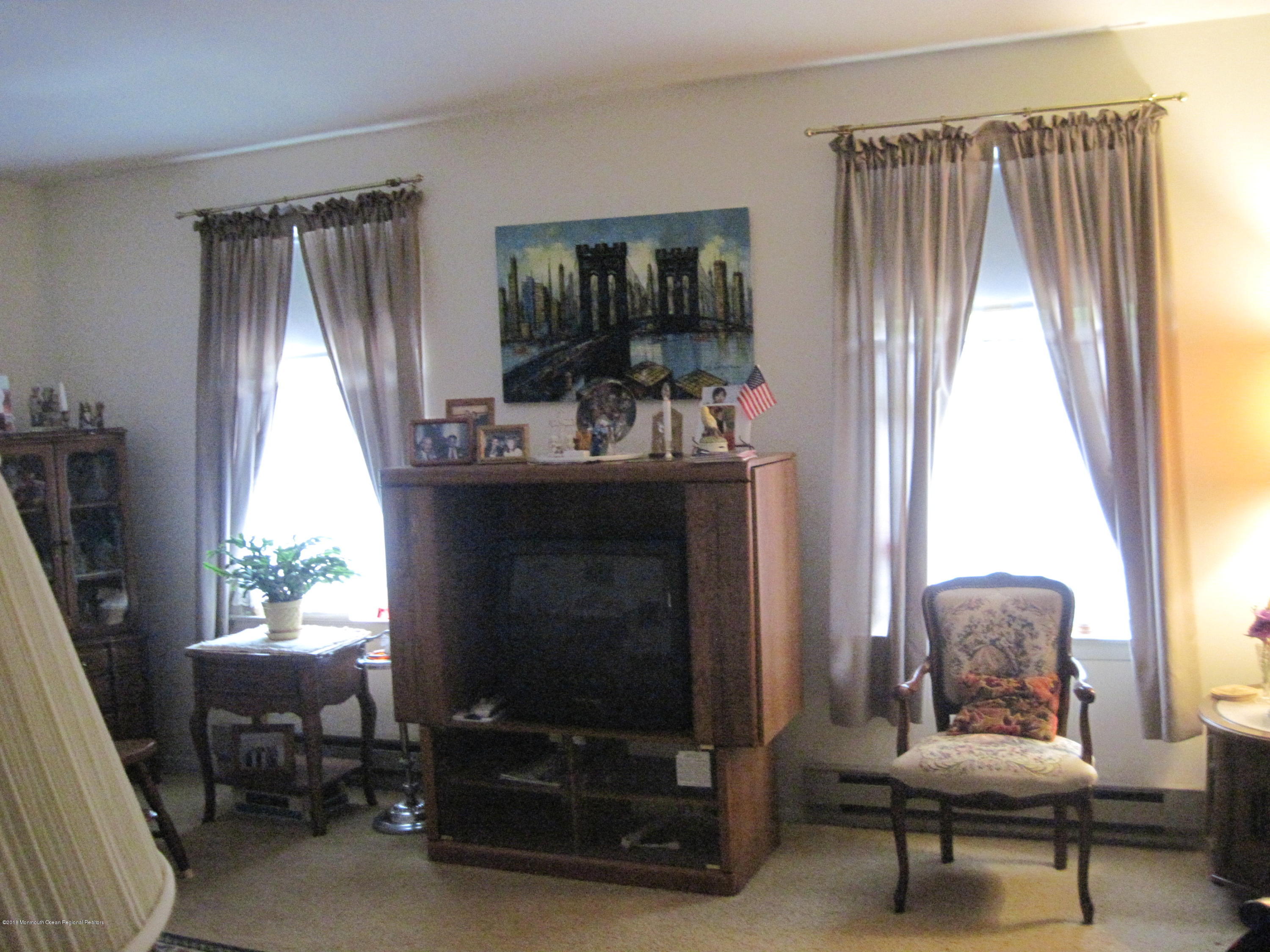 39 Berkshire Road, Unit 65 Whiting, NJ 08759 - Photo 8 of 22 39 Berkshire 106