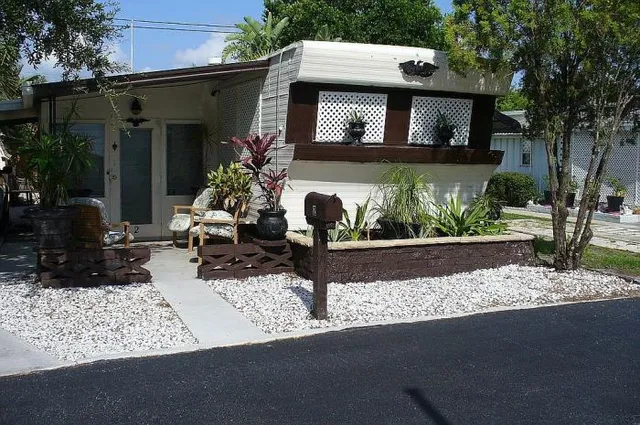 $78,500 | 7801 34th Avenue North, St. Petersburg, FL 33710