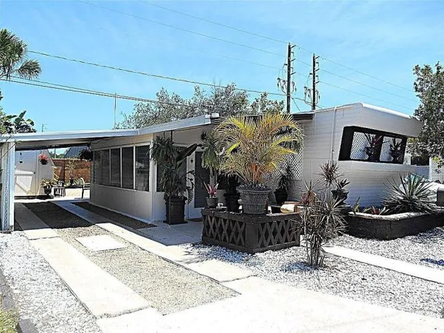 $78,500 | 7801 34th Avenue North, St. Petersburg, FL 33710