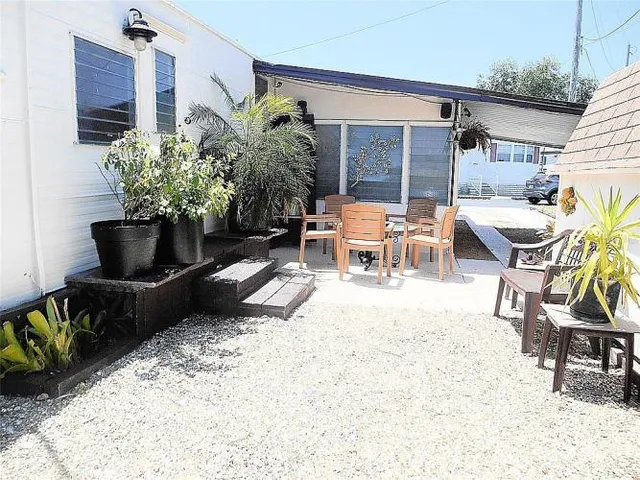 $78,500 | 7801 34th Avenue North, St. Petersburg, FL 33710