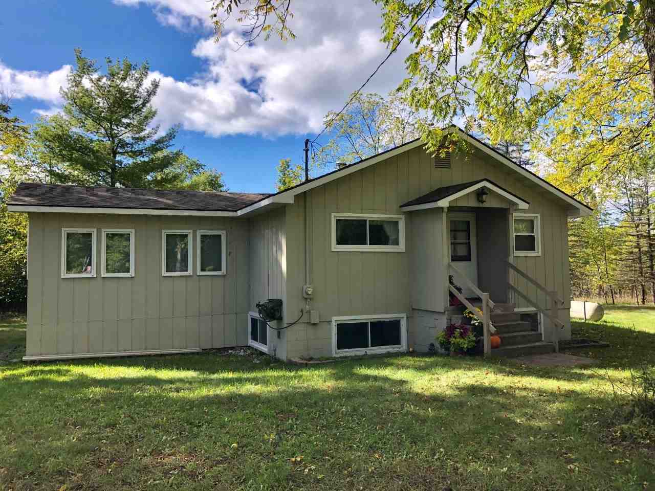 10100 South Fritz Road Maple City, MI 49664 - Photo 1 of 42 1874748.JPG