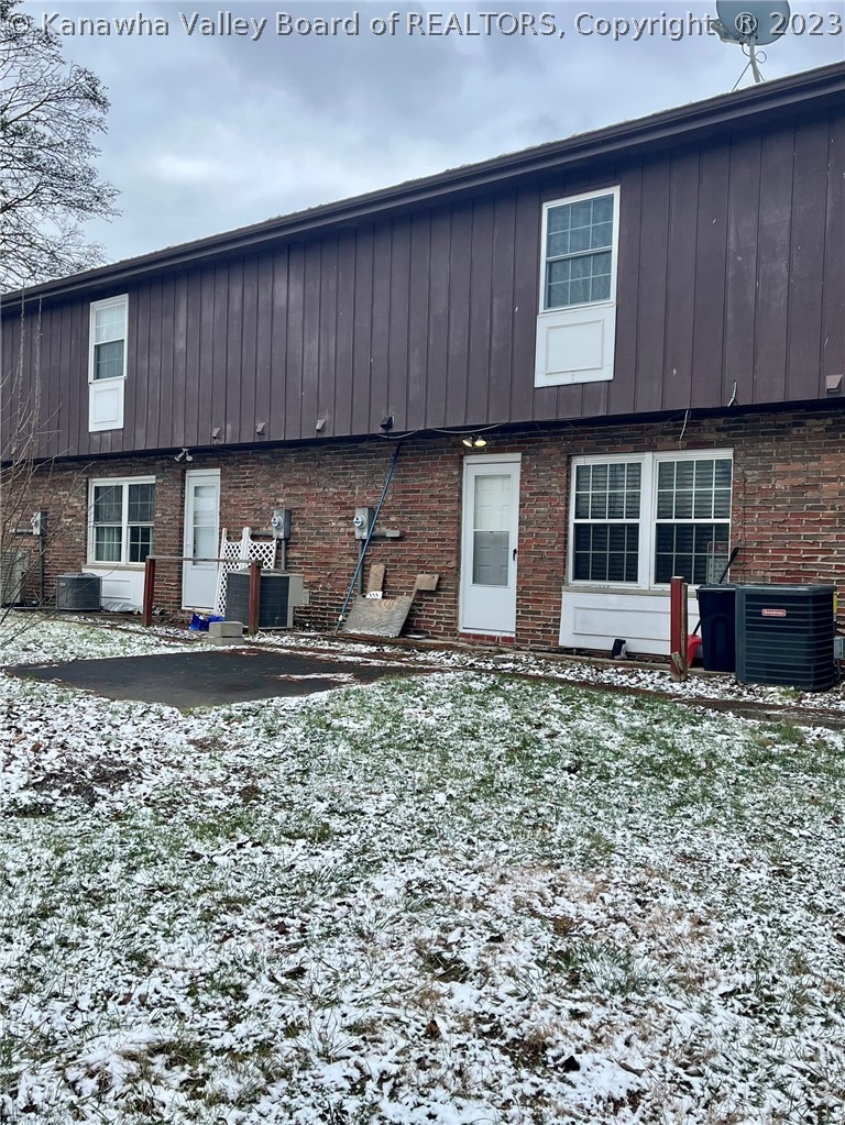 5379 Big Tyler Road, Unit 602 Charleston, WV 25313 - Photo 4 of 26 Gallery Image 4