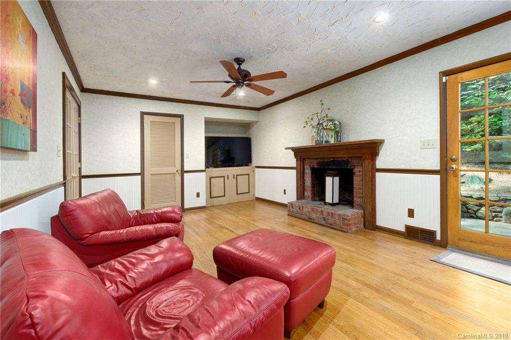 1 Highlander Road Asheville, NC 28804 - Photo 12 of 27 Gallery Image 12