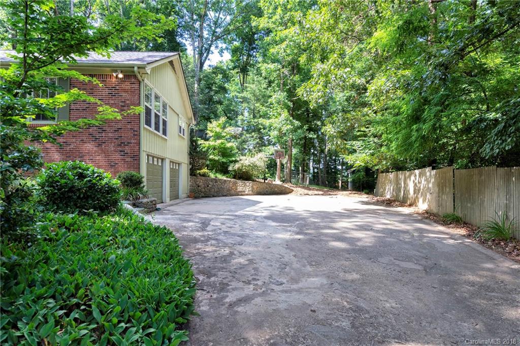 1 Highlander Road Asheville, NC 28804 - Photo 26 of 27 Gallery Image 26