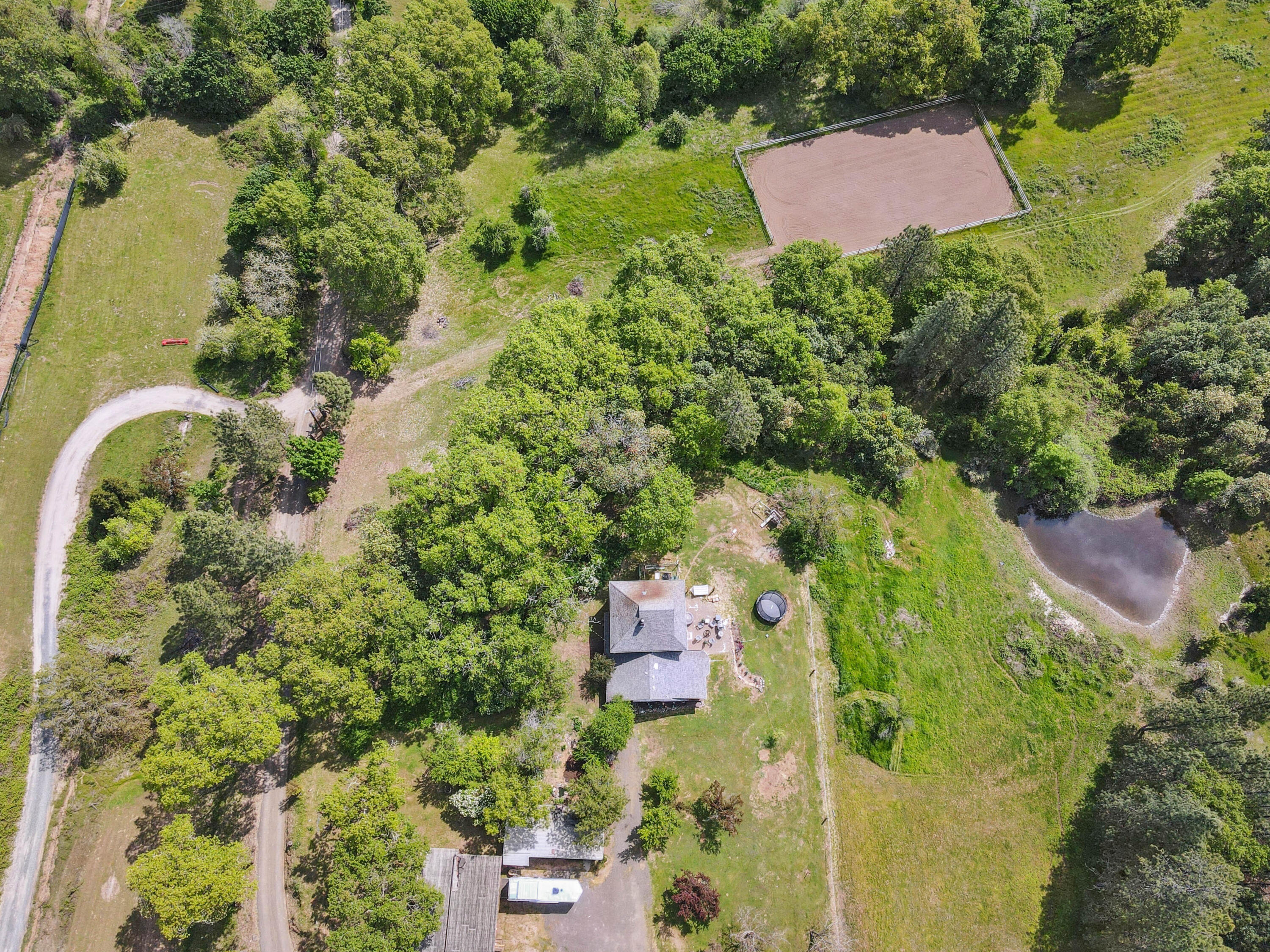 10115 Ramsey Road Gold Hill, OR 97525 - Photo 7 of 54 Ariel view