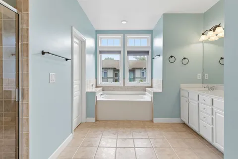 $399,999 | 320 Old Hickory Boulevard, Unit 2008, Nashville, TN 37221