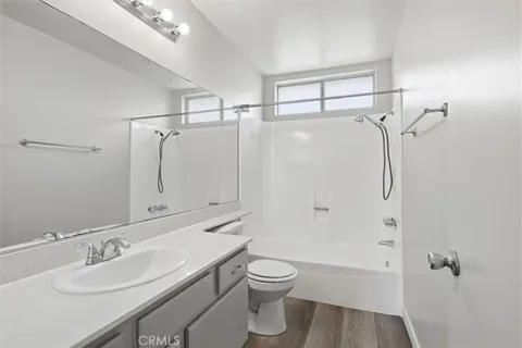 $515,000 | 25930 Narbonne Avenue, Unit 114, Lomita, CA 90717