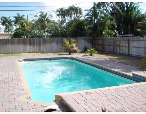 832 Southwest 10th Avenue Boca Raton, FL 33486 - Photo 3 of 11 Additional Photo
