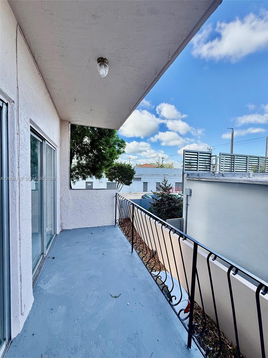 1950 West 54th Street, Unit 115 Hialeah, FL 33012 - Photo 21 of 28