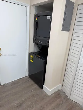 $1,950 | 1950 West 54th Street, Unit 115, Hialeah, FL 33012