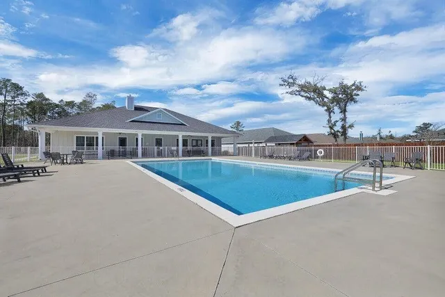 $359,900 | 742 Marquis Way, Freeport, FL 32439