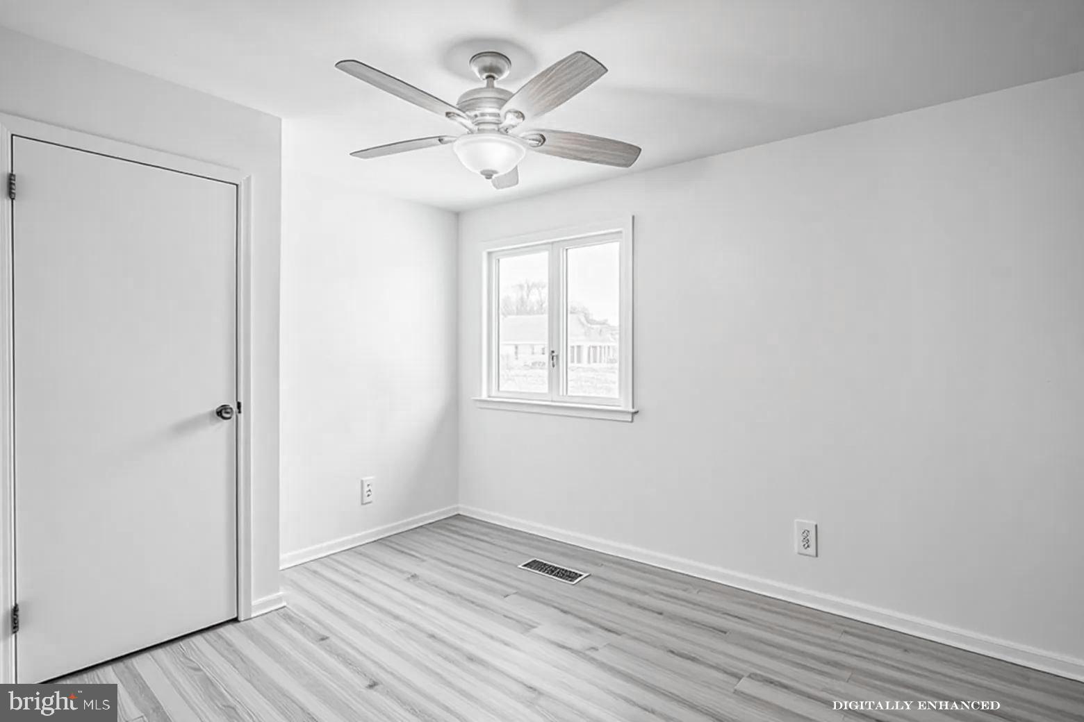 147 Locust Street Tuckerton, NJ 08087 - Photo 24 of 37
