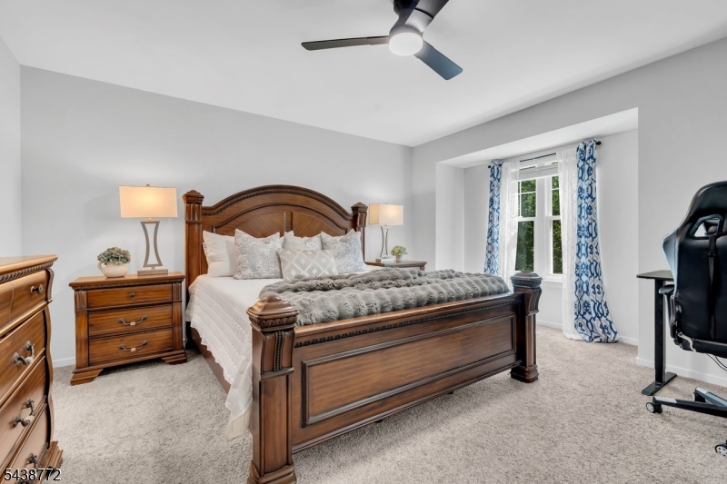 213 Longview Road Bridgewater, NJ 08807 - Photo 25 of 47