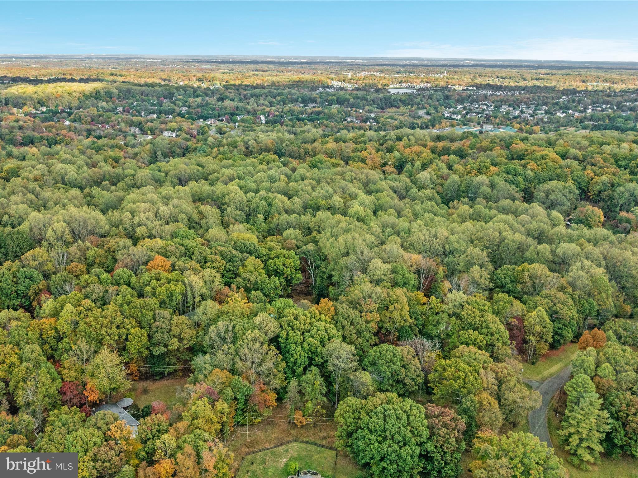 7261 Baldwin Ridge Road Warrenton, VA 20187 - Photo 62 of 76 an aerial view of residential houses with outdoor space and trees