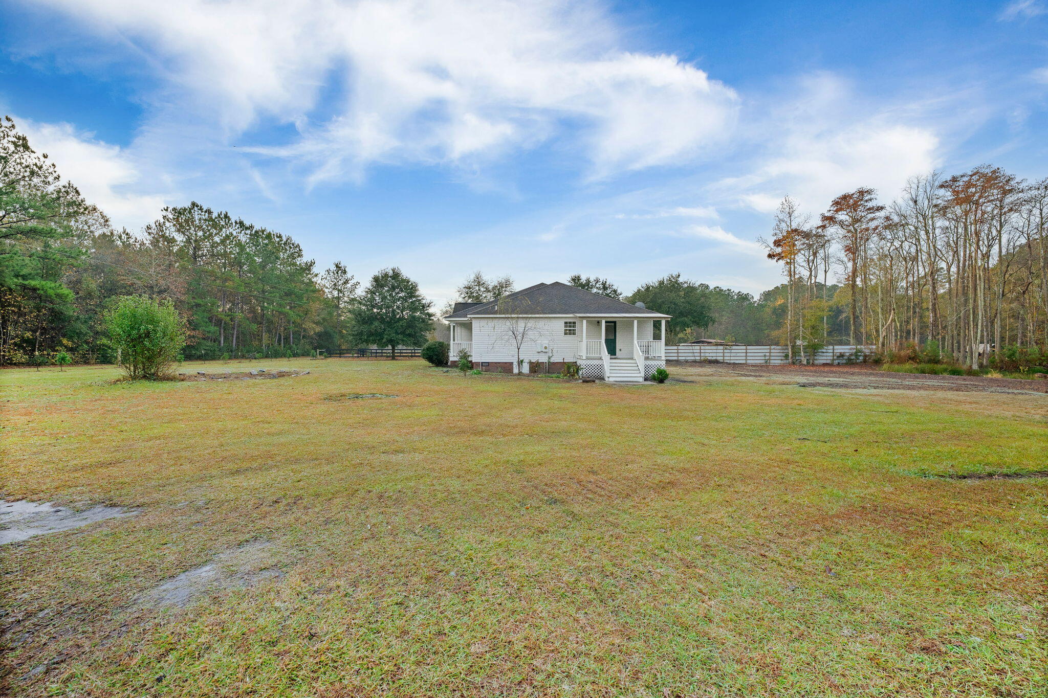 159 Danielle Way Jamestown, SC 29453 - Photo 23 of 29 17-web-or-mls-Barclay Media Co -18