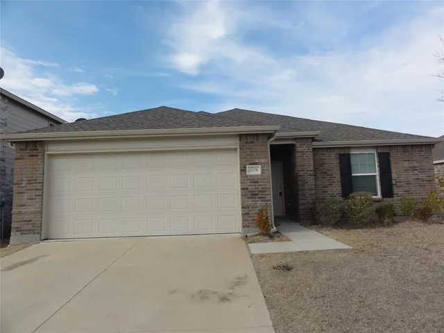 $1,895 | 1708 Gayla Creek Drive, Little Elm, TX 75068