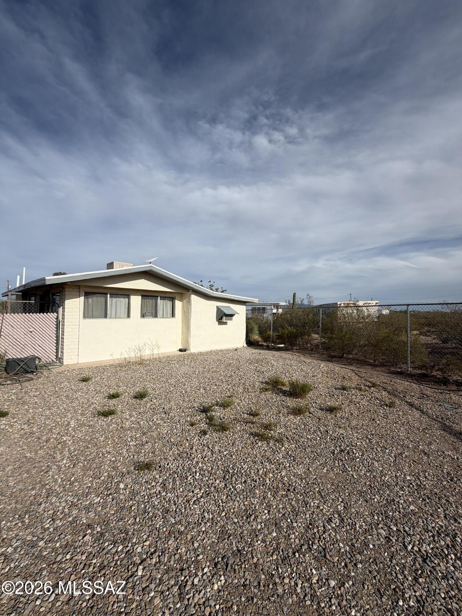 8451 South Worden Road Tucson, AZ 85735 - Photo 2 of 21