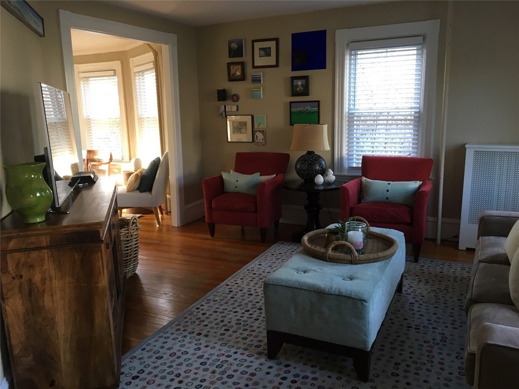 54 County Road Barrington, RI 02806 - Photo 4 of 21