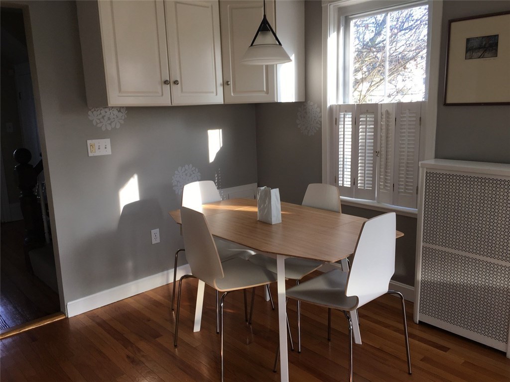 54 County Road Barrington, RI 02806 - Photo 5 of 21