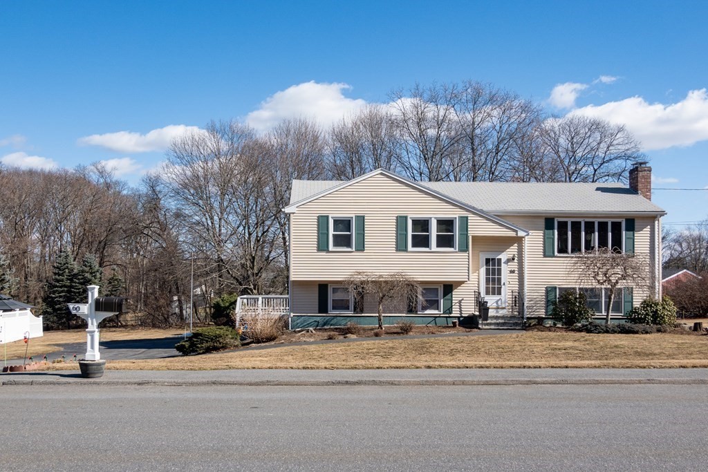 60 Raffaele Road Marlborough, MA 01752 - Photo 1 of 36 Gallery Image 1