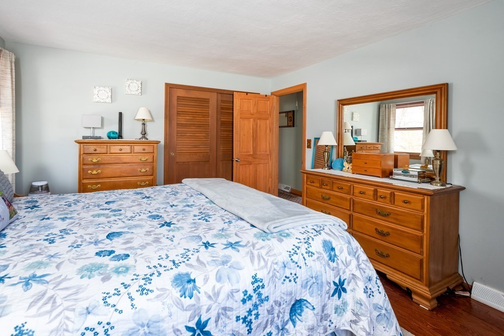 60 Raffaele Road Marlborough, MA 01752 - Photo 10 of 36 Gallery Image 10
