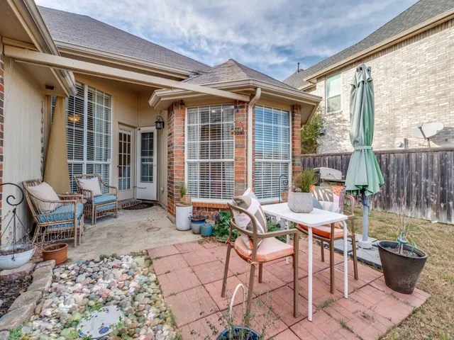 $399,000 | 6004 Arlington Drive, Frisco, TX 75035