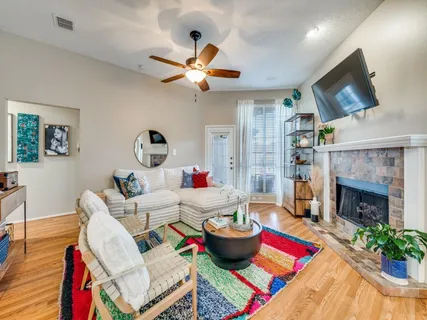 $399,000 | 6004 Arlington Drive, Frisco, TX 75035