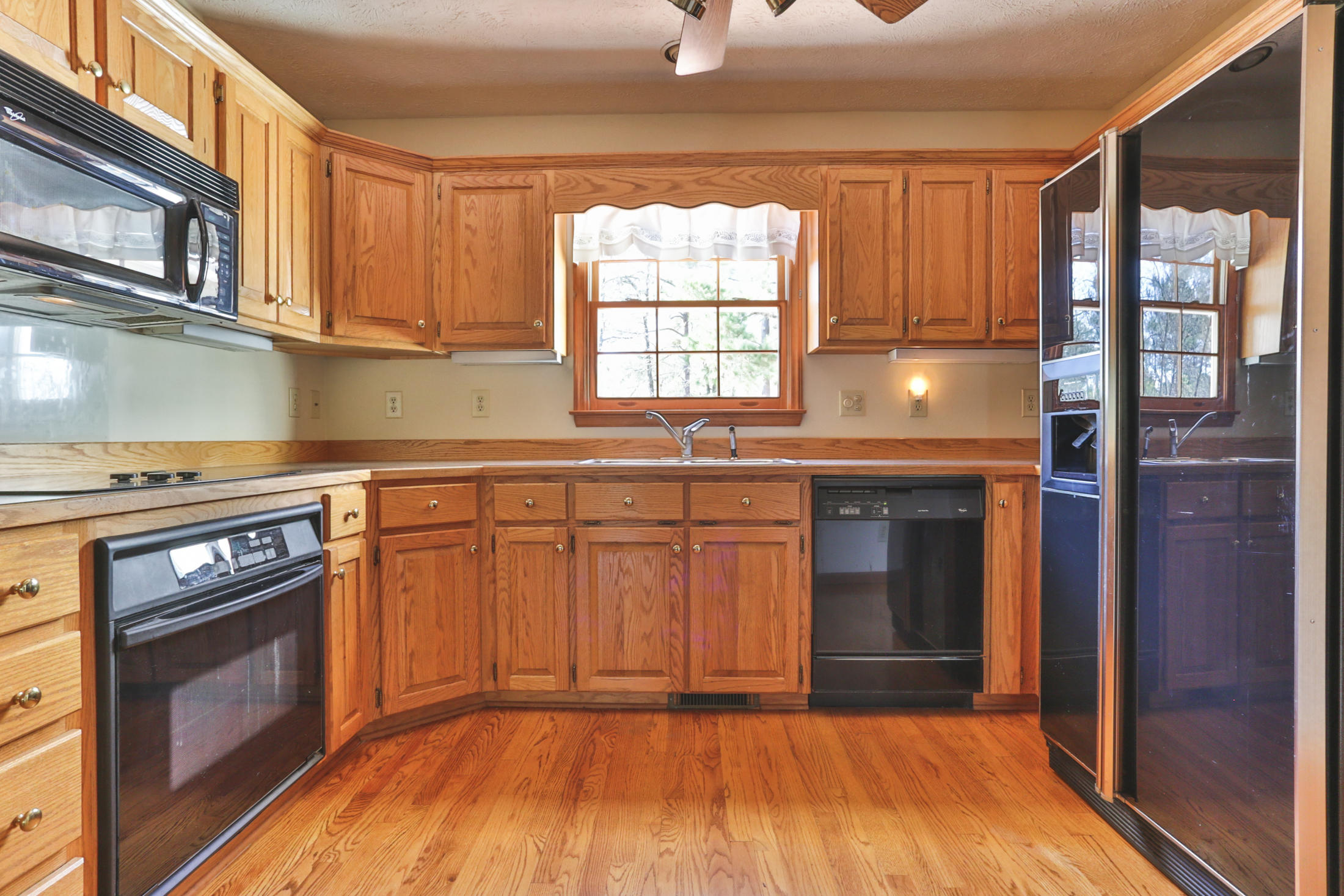 198 Fairway Drive Rockingham, NC 28379 - Photo 3 of 43 1O8A8957