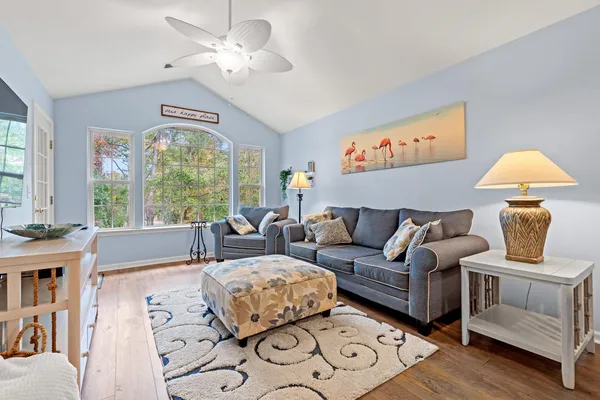 $299,000 | 1135 Blue Stem Drive, Unit 28I, Pawleys Island, SC 29585