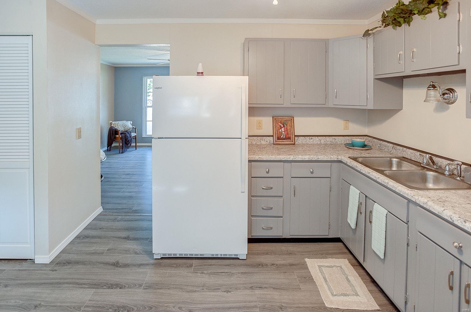 324 Gilbert Street Swansea, IL 62226 - Photo 10 of 25