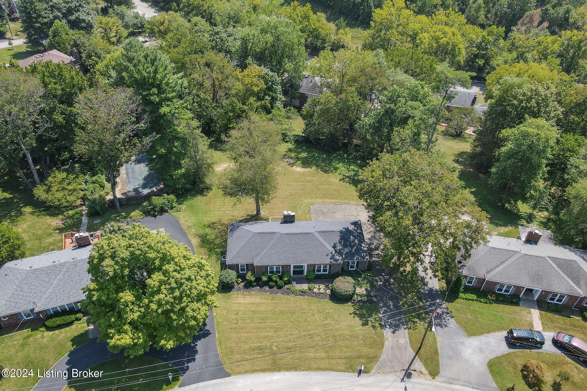 13104 Springhill Way Prospect, KY 40059 - Photo 5 of 45 5-web-or-mls-13104-springhill-way