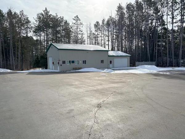 $480,000 | 32738 Highway 71, Menahga, MN 56464